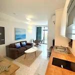 Apartment Sands *