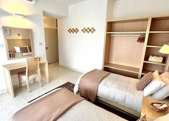 Sands * St. Paul's Bay