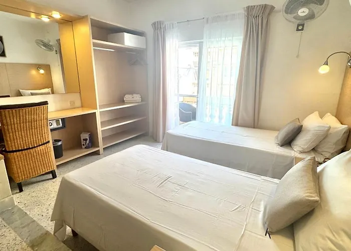 Sands * St. Paul's Bay