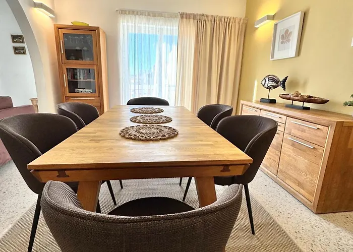 Sands St. Paul's Bay